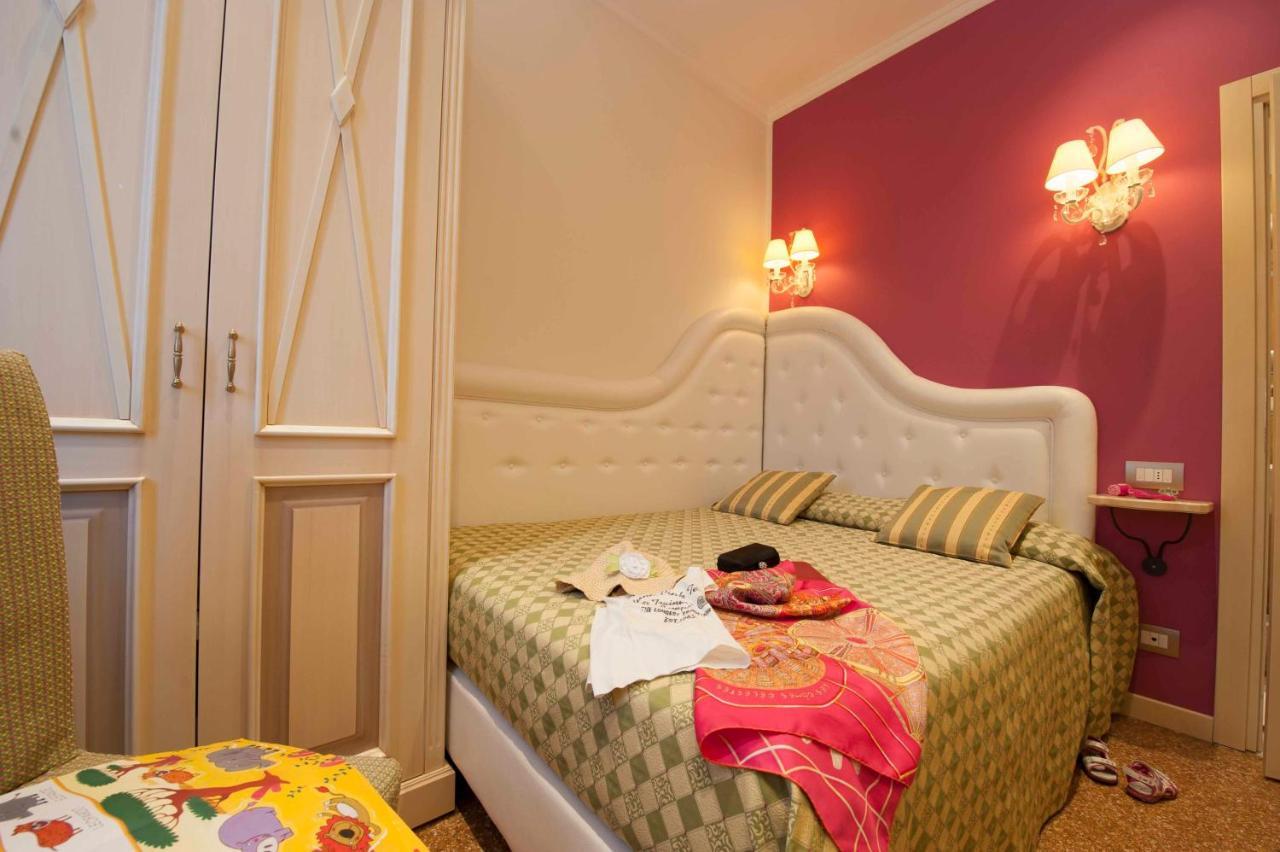 Hotel Astigiana & Appartamenti Varazze Bagian luar foto