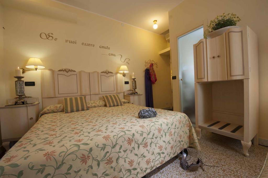 Hotel Astigiana & Appartamenti Varazze Bagian luar foto